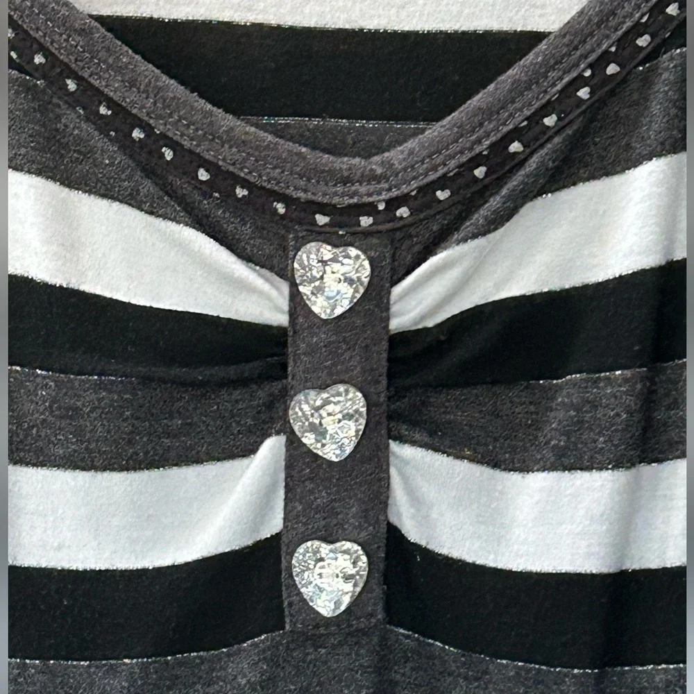 Daytrip Y2K Black White Silver Metallic Stripe Top Crystal Heart Buttons Size M - Picture 5 of 9